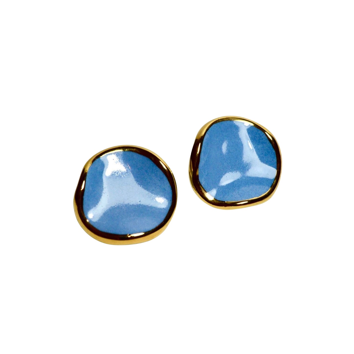 Leda | Handcrafted light blue ceramic stud earrings with gold luster Light blue and gold Large banceramiche