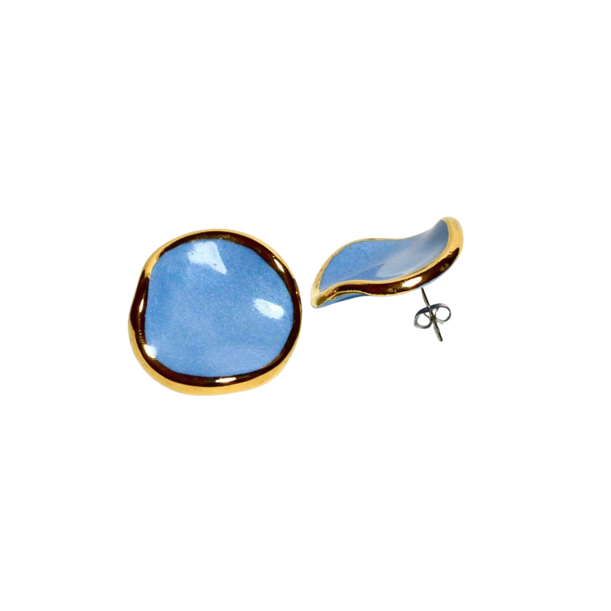 Leda | Handcrafted light blue ceramic stud earrings with gold luster banceramiche