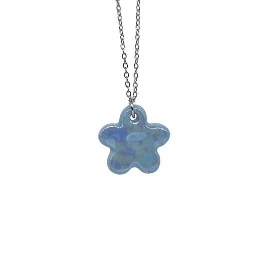 Lillium | Handcrafted pearl light blue floral ceramic necklace banceramiche