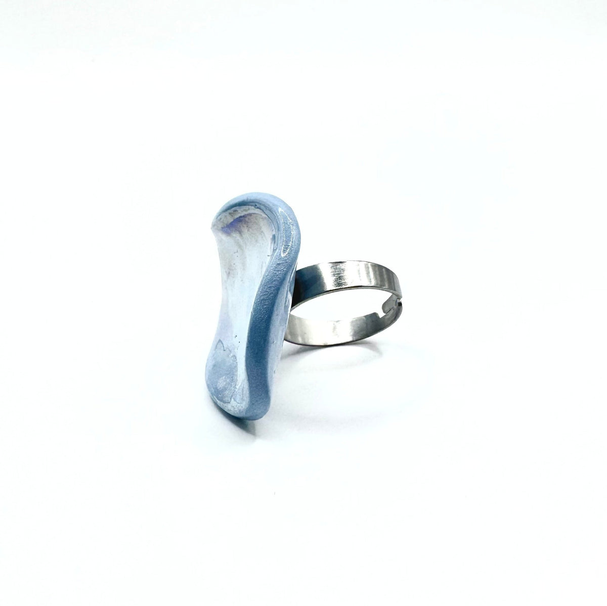 Perla | Handcrafted pearl light blue ceramic ring banceramiche